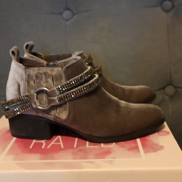 Not Rated Booties - Picture 1 of 8